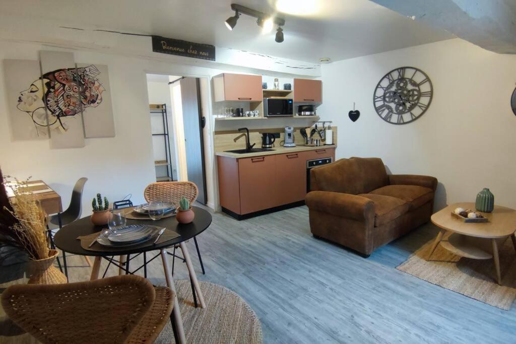 Le Joli'Mans, Appartement Refait A Neuf, Entierement Equipe, Pour 2 Personnes, Proche Quartier Historique Et Centre 르망 외부 사진
